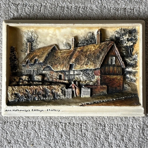 Ivorex - Ann Hathaways Cottage WALL HANGING - Picture 1 of 6